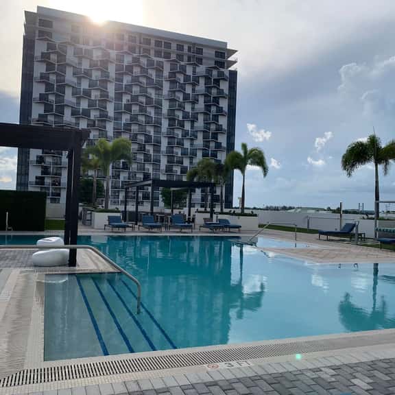 305 2/2 Skyline Parkview Retreat - Image 1