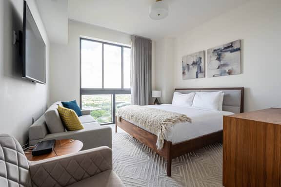 1813 B Skyline Haven Nook Studio - Image 4